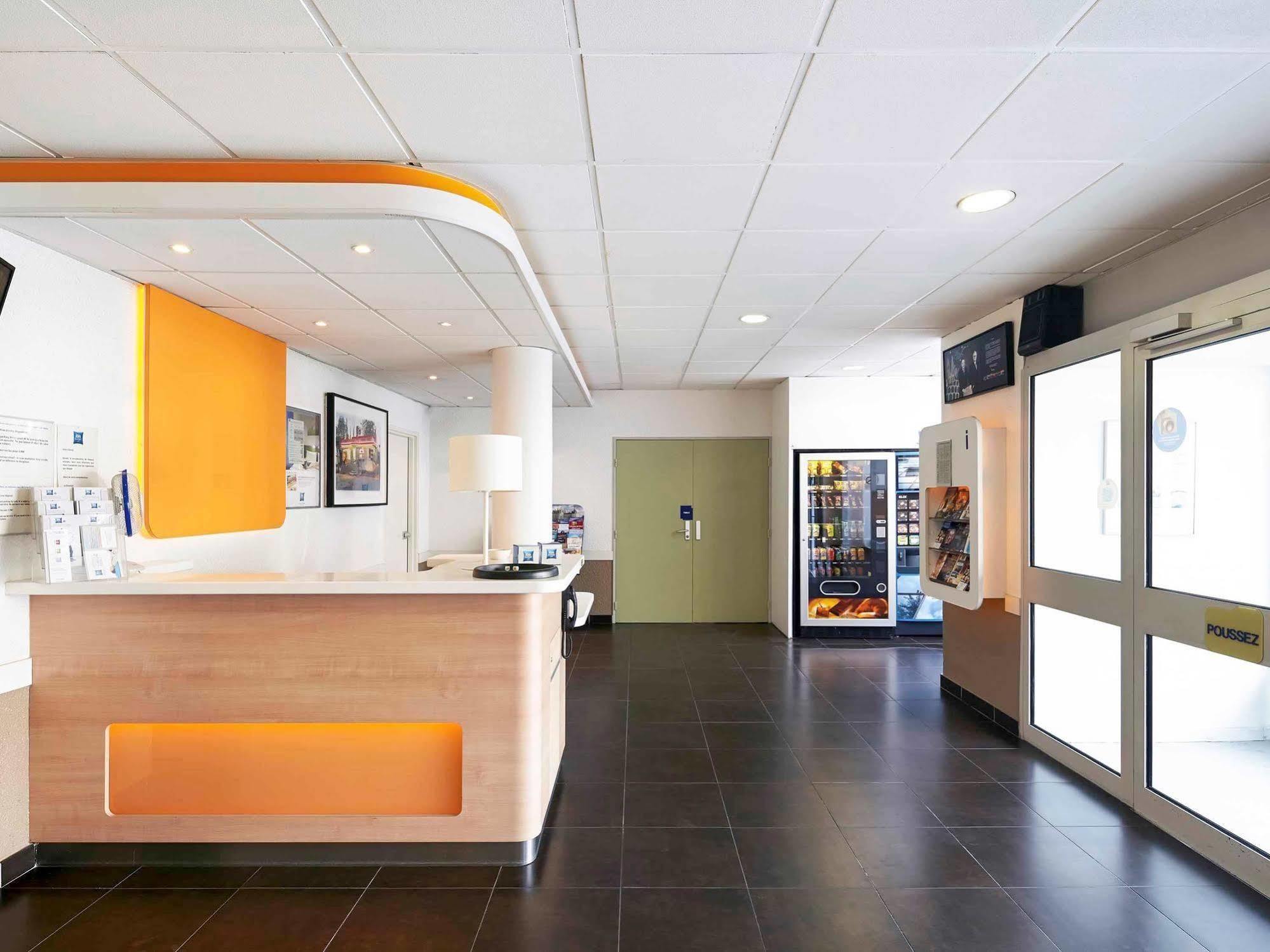 Ibis Budget Centre Hotel 2*